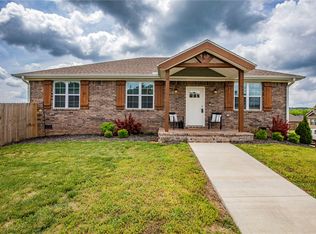 533 E Oxen Ln, West Fork, AR 72774