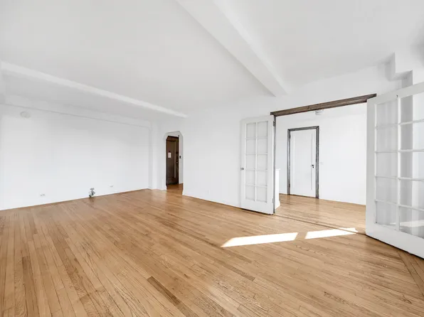 300 West 23rd Street image 1 of 6