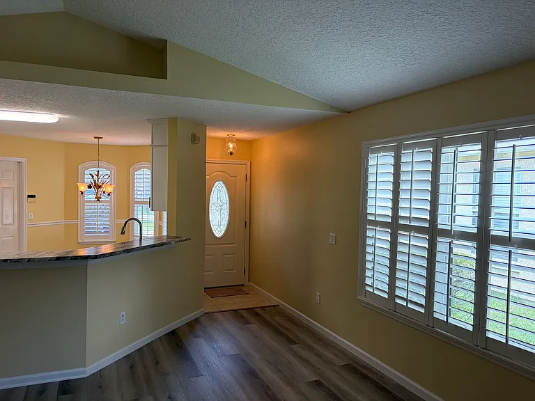 2097 W Lymington Way — Photo 9