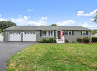 208 Benham Hill Rd, West Haven, CT 06516