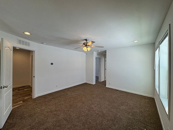 3rd image of 47 Bluebird Hill Dr #177