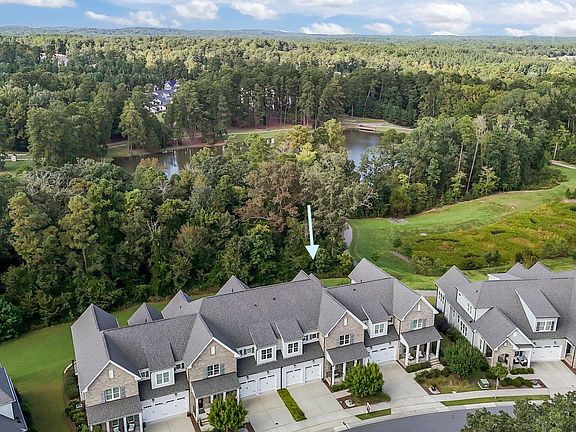 3rd image of 1027 Laurelwood Dr