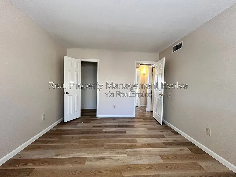 18211 N 40th Pl #1 — Photo 13