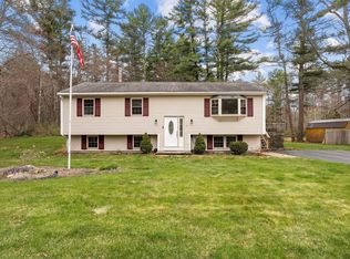 7 Helen St, Wareham, MA 02571