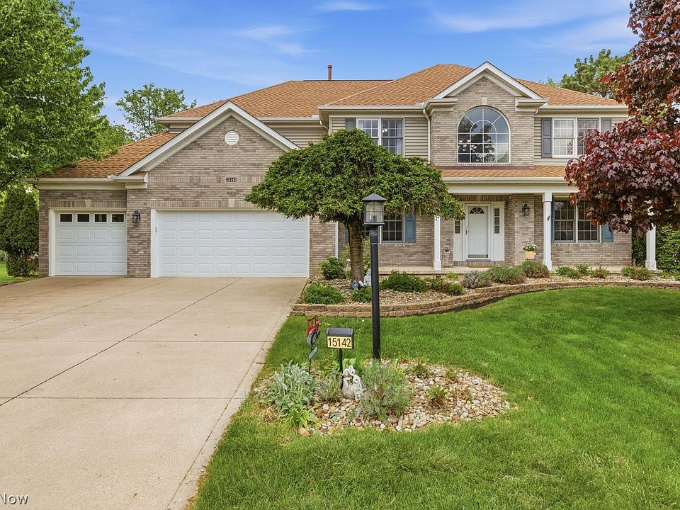 1st image of 15142 Old Oak Dr