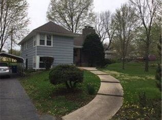 9815 E Linwood Blvd, Independence, MO 64052