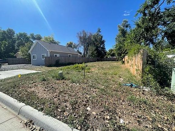 2nd image of 741 Lindenmeier Rd