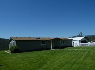 6455 Lakeview Dr, Nine Mile Falls, WA 99026