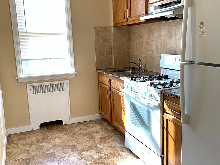 450 Haddon Ave #E3 — Photo 1