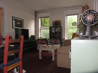 Rented by Rennit Inc.