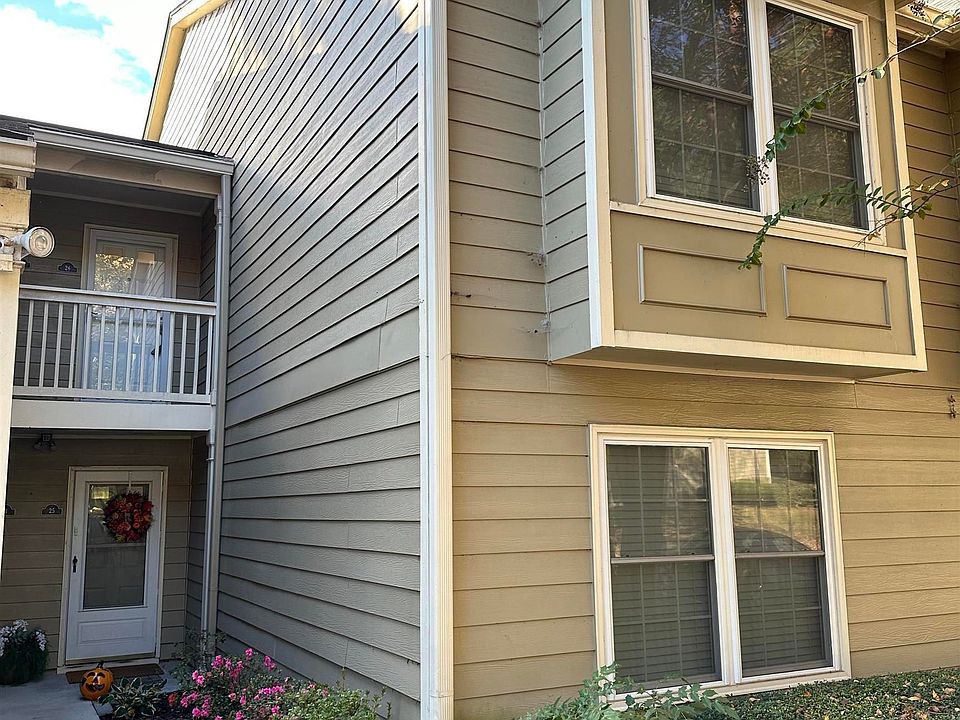 1st image of 26 Lakes Edge Dr SE #0