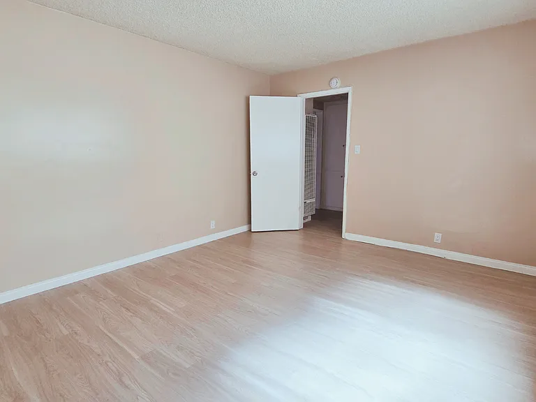 1815 Fremont Ave — Photo 15
