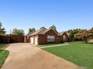 1408 Montecristo Ct, Denton, TX 76210