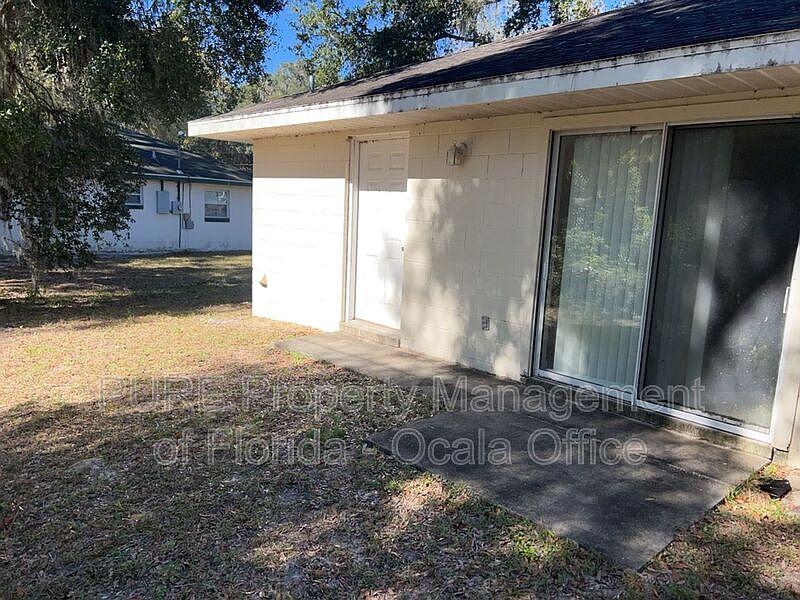 2nd image of 604 NE 26th St