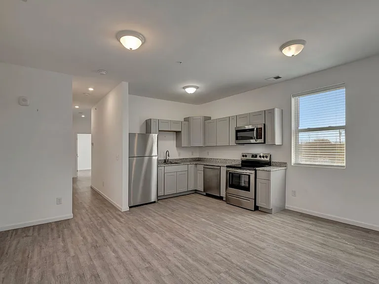 Hickory Lofts — Photo 2