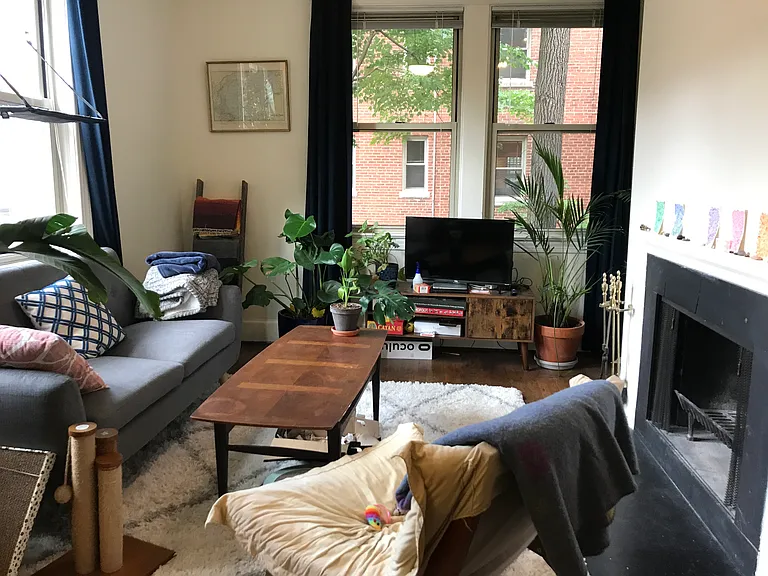 18 9th St NE #208 — Photo 7