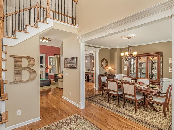 4th image of 931 Manassas Dr #276