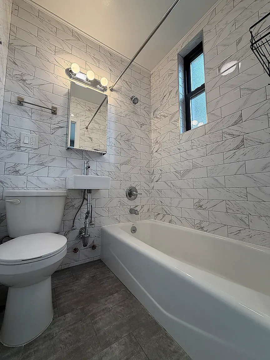 616 Manhattan Avenue — Photo 3