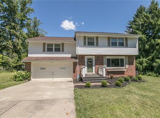 6069 E Wallings Rd, Broadview Heights, OH 44147