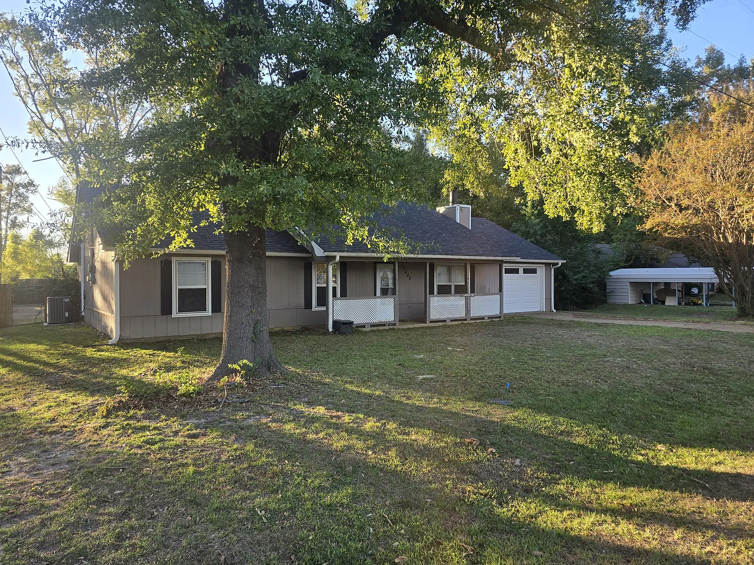 3 bed, 1624 sqft, $1,900 — Photo 2