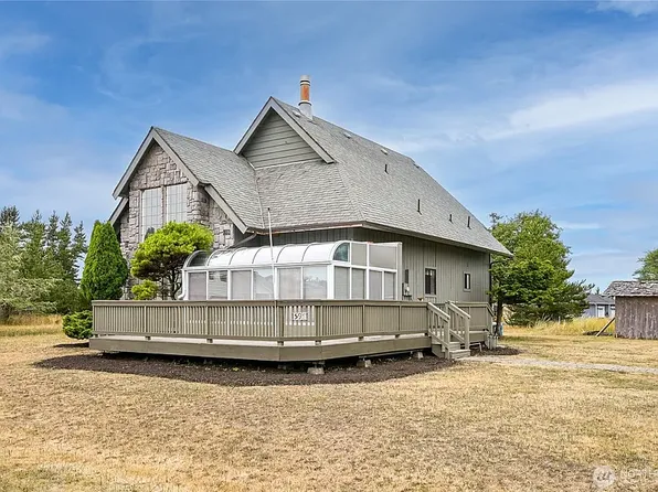 598 Blue Wing Loop SE, Ocean Shores, WA 98569