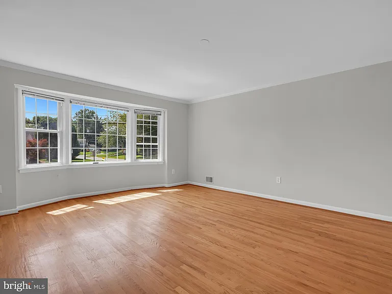 11700 Tifton Dr — Photo 3