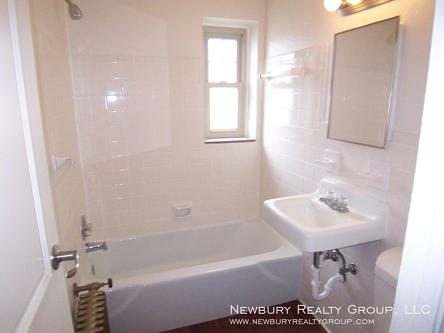 2nd image of 104 W Steuben St APT C1