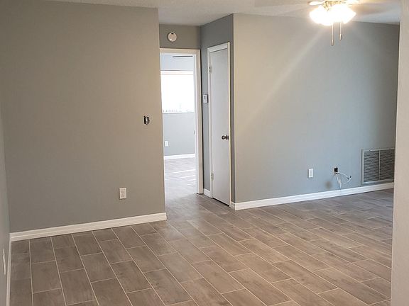 Dining/Living room