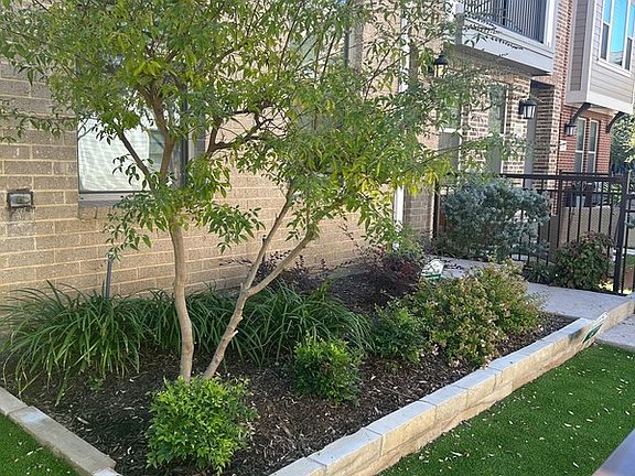 3rd image of 1181 Tea Olive Ln