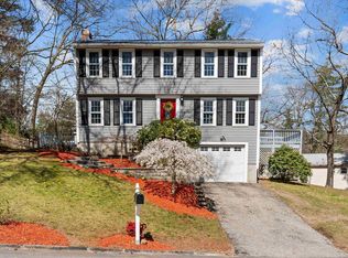 3 Cliff Rd, Nashua, NH 03062