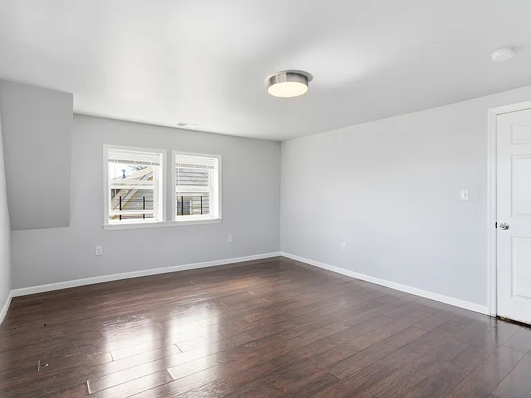59-61 Farley Ave #3 — Photo 3