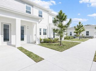 Encanto Isla | Townhomes for Rent, Kissimmee, FL 34743