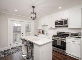 335 Hyde Park Ave FLOOR 3, Jamaica Plain, MA 02130