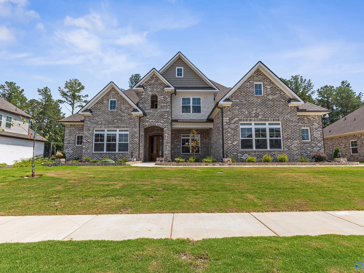 1234 Spyglass Ln