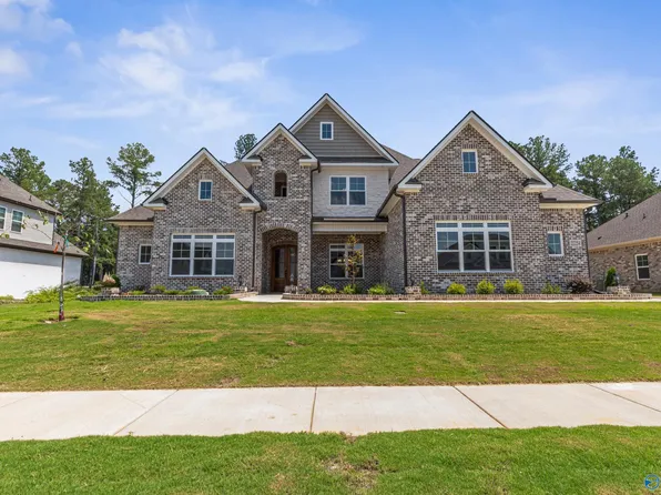 124 Landers Dr, Madison, AL 35758