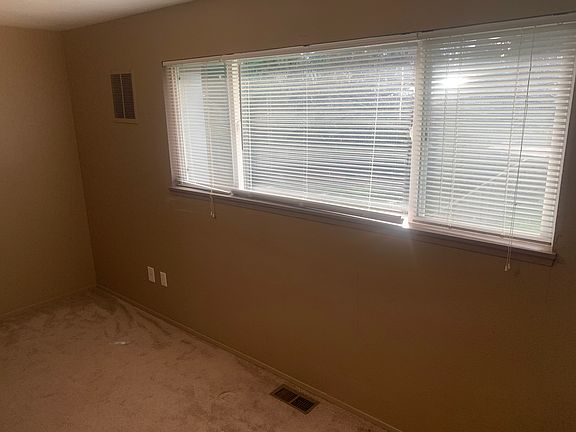 5th image of 1315 Glen Mary Dr SE