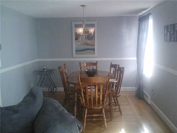 5th image of 244 Garden City Dr