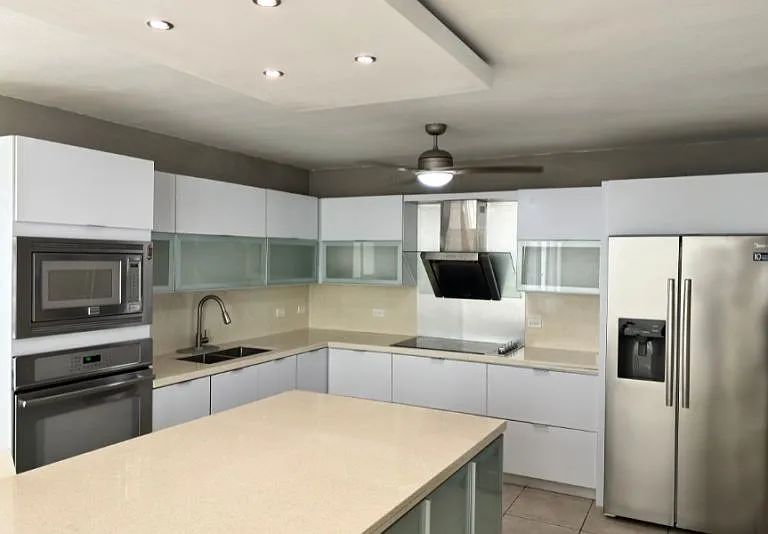 Urb Miraflores 31103 Calle Camelia — Photo 10