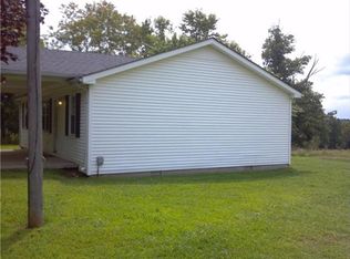 1991 Walkers Chapel Rd, Adolphus, KY 42120