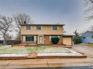 6554 S Race Cir E, Centennial, CO 80121