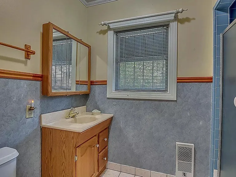 3630 Bonnie Ln — Photo 24
