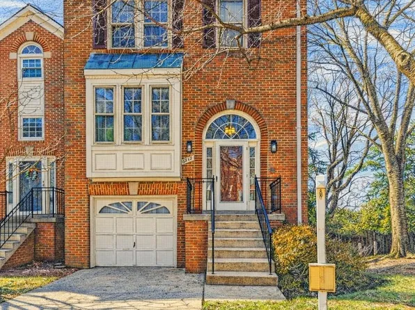 6317 Crooked Oak Ln, Falls Church, VA 22042