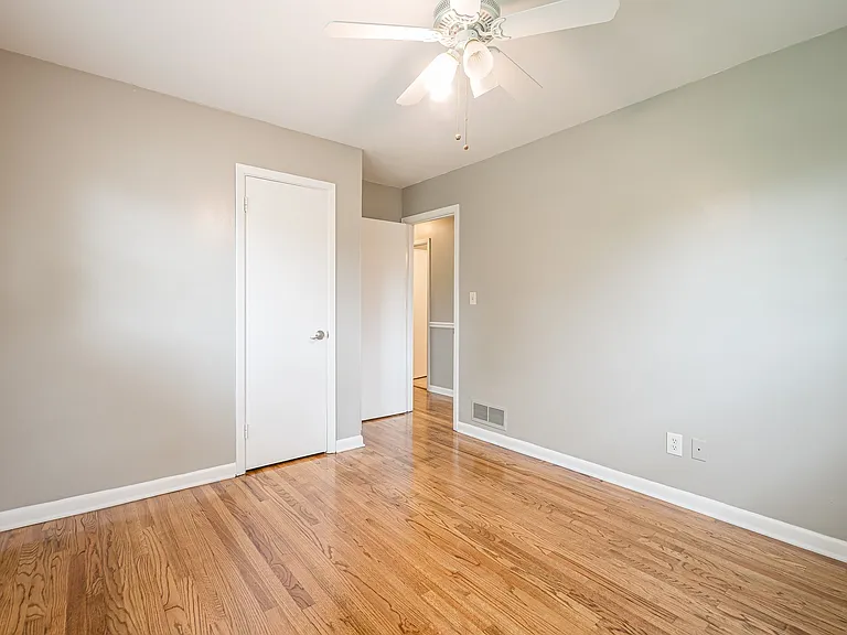 960 Old Canton Rd — Photo 16