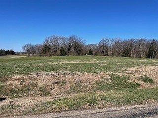 3rd image of 6563 Panorama Rd