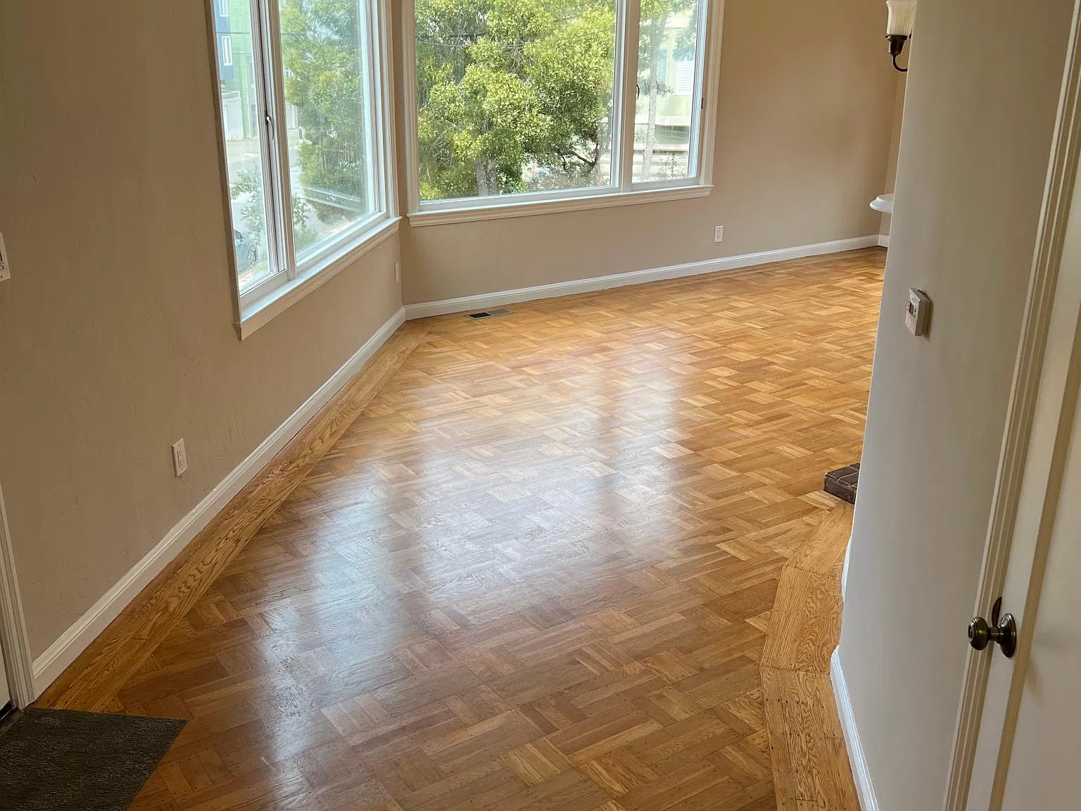 2 bed, 1.5 bath, 1452 sqft, $6,250 — Photo 4