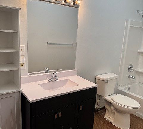 4th image of 4041 Rennhart #1-29