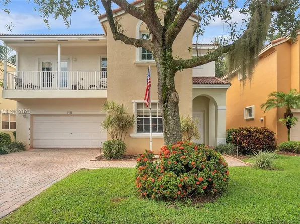 7528 NW 17th Dr, Hollywood, FL 33024