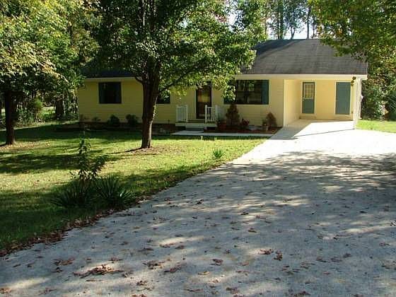 1st image of 3212 Nottingham Cir SE