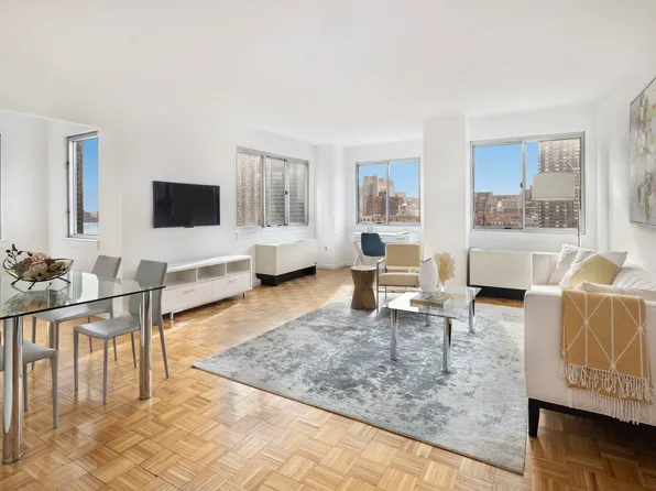 308 East 38th Street image 1 of 15