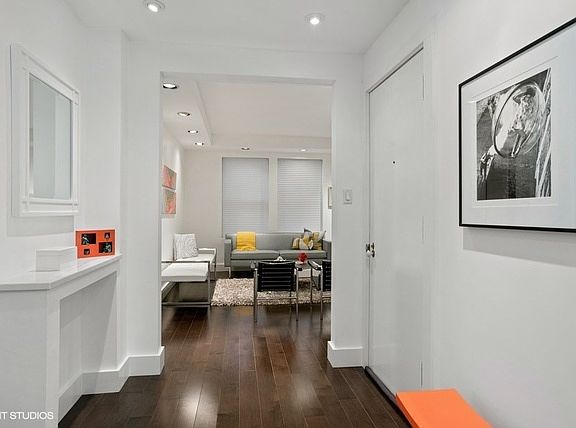 2nd image of 3604 N Pine Grove Ave #3GH